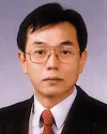 대학교수인 염성수의 대표 이미지