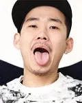 가수인 우쎄의 대표 이미지