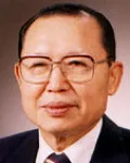 (전직)연구인, (전직)정무직공무원, (전직)대학총장인 김용래의 대표 이미지