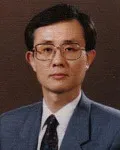 (전직)대학교수인 김정기의 대표 이미지