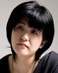 소설가인 이신조의 대표 이미지