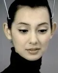 모델인 안젤라의 대표 이미지