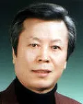 소설가, 수필가인 이정섭의 대표 이미지