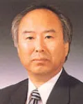 (전직)대학교수인 윤영상의 대표 이미지