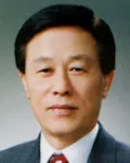 미술평론가, 대학교수인 권원순의 대표 이미지