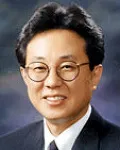 대학교수인 윤세준의 대표 이미지