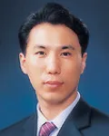 대학교수인 오충원의 대표 이미지