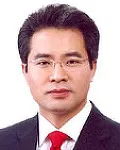 (전직)정치인인 최동원의 대표 이미지