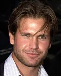 영화배우인 매튜 데이비스의 대표 이미지