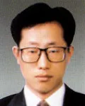 판사인 백정현의 대표 이미지