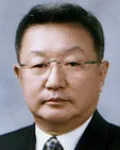 변호사, (전직)판사인 김권택의 대표 이미지