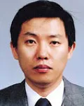 정형외과의사, 대학교수인 이춘기의 대표 이미지
