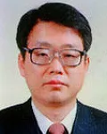 대학교수인 박용찬의 대표 이미지