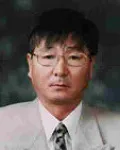 (전직)대학교수인 박용의 대표 이미지
