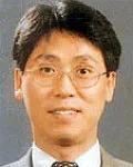 대학교수인 박준용의 대표 이미지