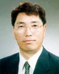 대학교수인 원상철의 대표 이미지