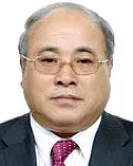 대학교수인 백수현의 대표 이미지
