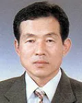 (전직)대학교수인 이효삼의 대표 이미지