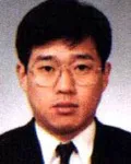 판사인 홍용건의 대표 이미지