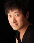 연극배우인 김명기의 대표 이미지