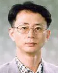 대학교수인 정경택의 대표 이미지