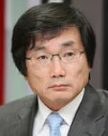 신문기자인 안용철의 대표 이미지