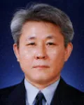 대학교수인 최종철의 대표 이미지