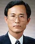 시인, (전직)기업인인 정경훈의 대표 이미지
