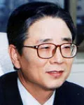 (전직)연구인, (전직)행정공무원인 강윤관의 대표 이미지