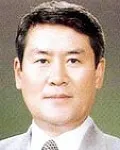 (전직)대학교수인 이기승의 대표 이미지