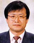 (전직)대학교수인 이기욱의 대표 이미지