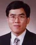 대학교수, (전직)연구기관단체인인 유길상의 대표 이미지