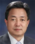 대학교수인 홍국선의 대표 이미지