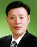사회기관단체인, (전직)행정공무원인 최신철의 대표 이미지