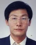 (전직)신문인인 홍주식의 대표 이미지