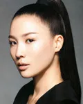 모델인 진다운의 대표 이미지