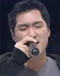 작곡가인 앤드류 최의 대표 이미지
