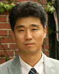 공연제작자, 번역가인 김탄일의 대표 이미지