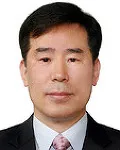 대학교수, (전직)은행인인 최상태의 대표 이미지