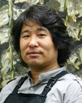 화가인 이강훈의 대표 이미지