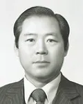 변호사, (전직)판사인 신정철의 대표 이미지