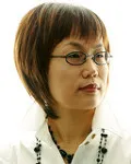 패션디자이너인 장현미의 대표 이미지