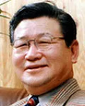 (전직)대학총장, (전직)국회의원, (전직)대학교수인 이성근의 대표 이미지
