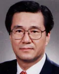 연구인, (전직)행정공무원, (전직)금융인인 이진무의 대표 이미지