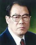 연구기관단체인, (전직)정치인인 이윤기의 대표 이미지