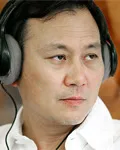 영화감독인 지앙청의 대표 이미지