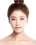 가수인 아지의 대표 이미지