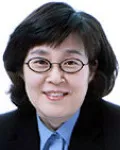 출판인인 신소희의 대표 이미지