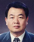 행정공무원인 윤영식의 대표 이미지