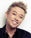 가수, 뮤지컬배우인 마초의 대표 이미지
